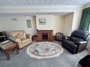 Lounge- click for photo gallery